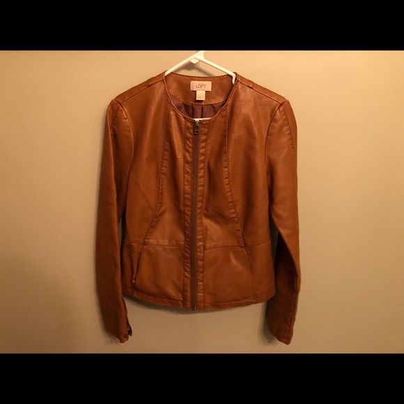 FAUX leather jacket from the Loft - Picture 2 of 4